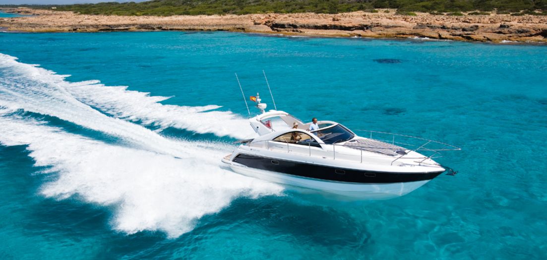Luxury Fairline Yachts