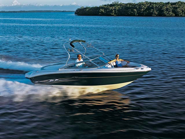 Sea Ray 220 Select (Day Open)